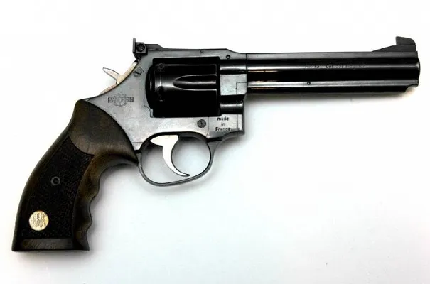 Beretta MR73 4.25"