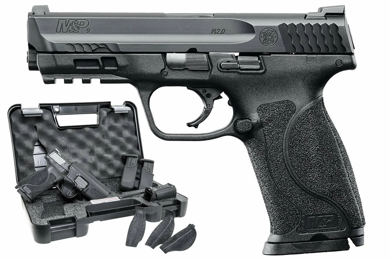 Smith & Wesson M&P40 Carry and Range Kit 