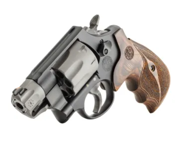 Smith & Wesson Model 327 Ergonomics
