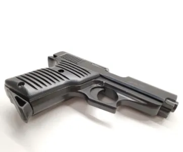 Lorcin L380 Concealability